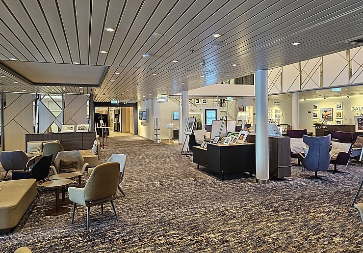 Rīgā ierodas milzīgs kruīza kuģis «Mein Schiff 1», kas pieder pasaules lielākajai tūrisma firmai «TUI» Rīgā ierodas milzīgs kruīza kuģis «Mein Schiff 1», kas pieder pasaules lielākajai tūrisma firmai «TUI» 355672