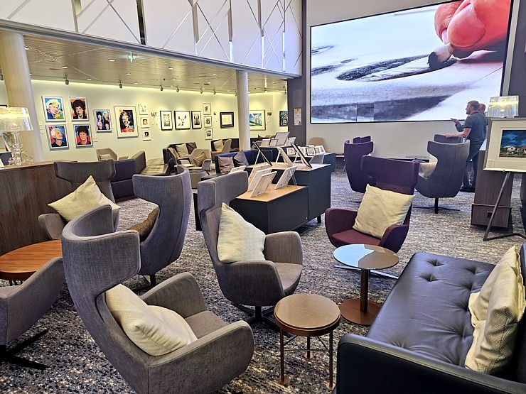 Rīgā ierodas milzīgs kruīza kuģis «Mein Schiff 1», kas pieder pasaules lielākajai tūrisma firmai «TUI» Rīgā ierodas milzīgs kruīza kuģis «Mein Schiff 1», kas pieder pasaules lielākajai tūrisma firmai «TUI» 355676