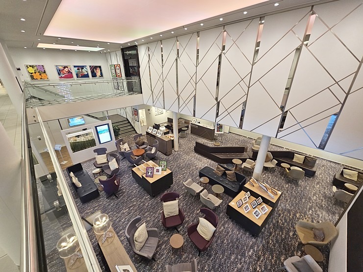 Rīgā ierodas milzīgs kruīza kuģis «Mein Schiff 1», kas pieder pasaules lielākajai tūrisma firmai «TUI» Rīgā ierodas milzīgs kruīza kuģis «Mein Schiff 1», kas pieder pasaules lielākajai tūrisma firmai «TUI» 355677