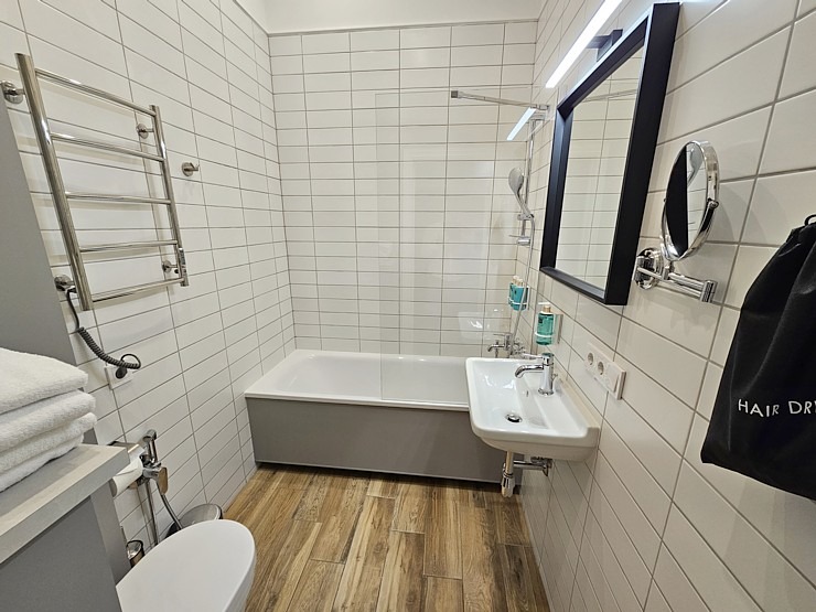 Travelnews.lv Rīgā iepazīst jaunu 4 zvaigžņu apartamentu viesnīcu «Aparthotel Amella» 355788