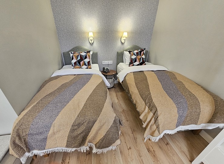 Travelnews.lv Rīgā iepazīst jaunu 4 zvaigžņu apartamentu viesnīcu «Aparthotel Amella» 355799