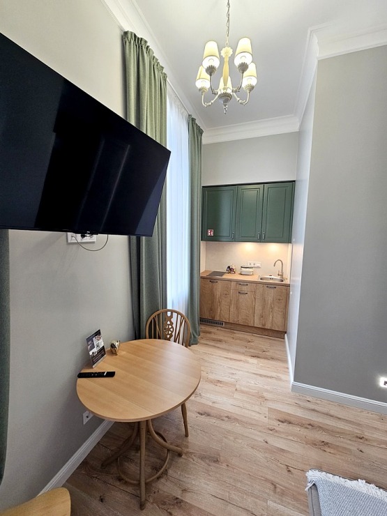 Travelnews.lv Rīgā iepazīst jaunu 4 zvaigžņu apartamentu viesnīcu «Aparthotel Amella» 355800