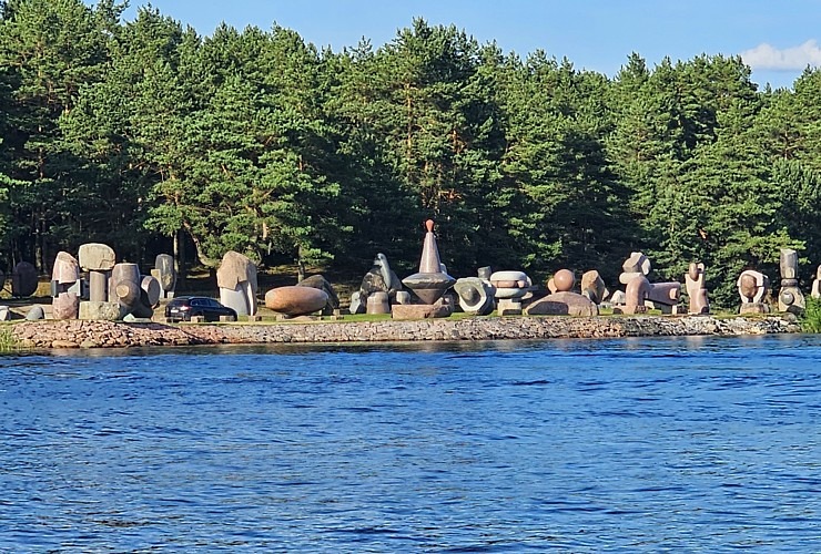 Latvijas tūrisma firma «Nikos Travel» uz peldošas terases Lielupē atzīmē 17 gadu jubileju 356296