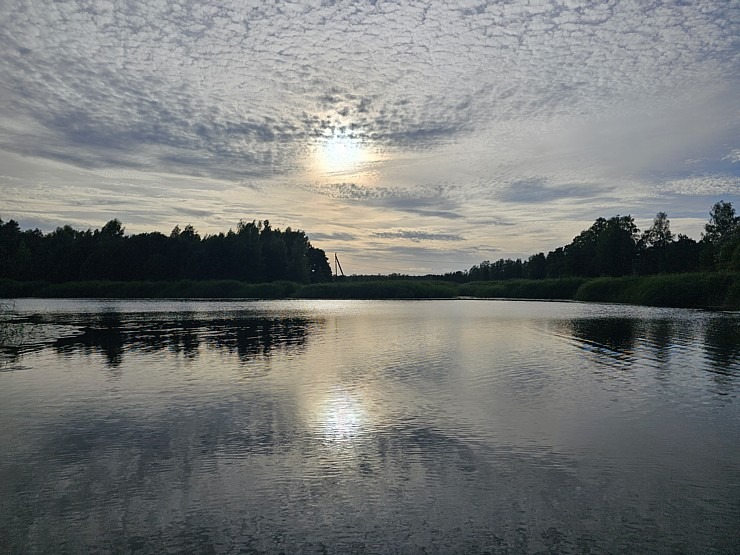 Latvijas tūrisma firma «Nikos Travel» uz peldošas terases Lielupē atzīmē 17 gadu jubileju 356314