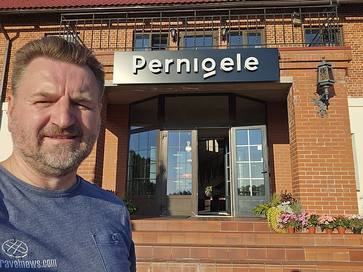 Travelnews.lv izbauda Limbažu novada restorāna «Pernigele» ēdienkarti Jelgavkrastos sadarbībā ar «Europcar Latvija» Travelnews.lv izbauda Limbažu novada restorāna «Pernigele» ēdienkarti Jelgavkrastos sadarbībā ar «Europcar Latvija» 356972