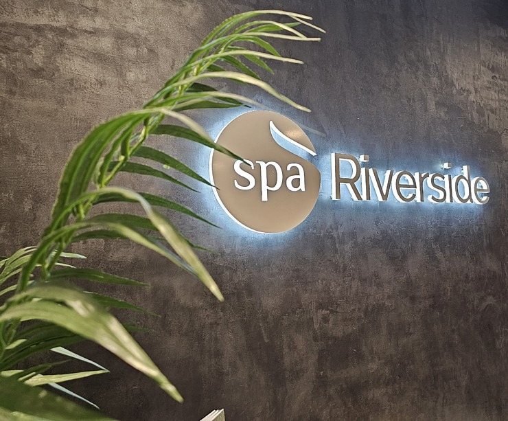 Iepazīstam Vecrīgas 5 zvaigžņu viesnīcas «Wellton Riverside SPA Hotel» piedāvājumu kopā ar ceļojumu konsultantiem Iepazīstam Vecrīgas 5 zvaigžņu viesnīcas «Wellton Riverside SPA Hotel» piedāvājumu kopā ar ceļojumu konsultantiem 356987