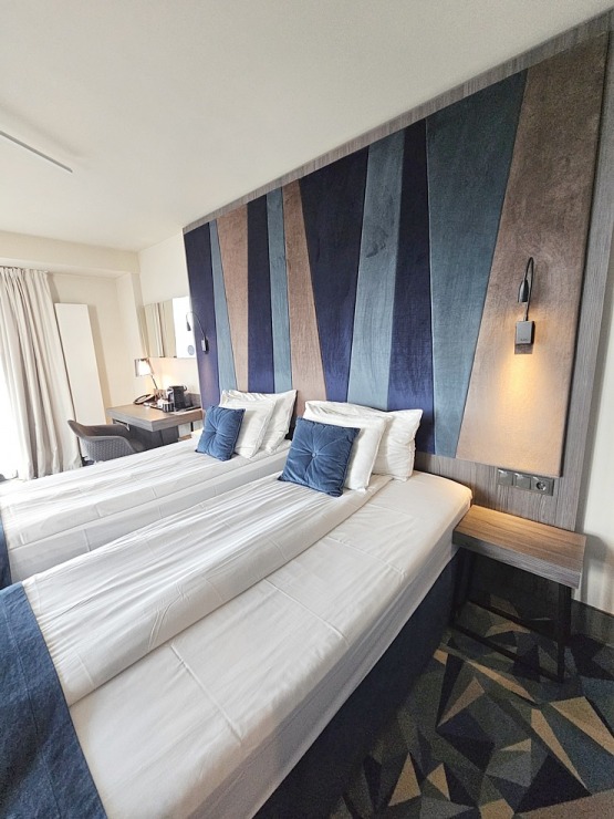 Iepazīstam Vecrīgas 5 zvaigžņu viesnīcas «Wellton Riverside SPA Hotel» piedāvājumu kopā ar ceļojumu konsultantiem Iepazīstam Vecrīgas 5 zvaigžņu viesnīcas «Wellton Riverside SPA Hotel» piedāvājumu kopā ar ceļojumu konsultantiem 357000
