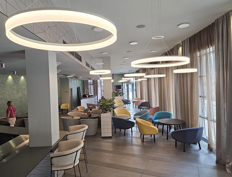 Iepazīstam Vecrīgas 5 zvaigžņu viesnīcas «Wellton Riverside SPA Hotel» piedāvājumu kopā ar ceļojumu konsultantiem Iepazīstam Vecrīgas 5 zvaigžņu viesnīcas «Wellton Riverside SPA Hotel» piedāvājumu kopā ar ceļojumu konsultantiem 357010