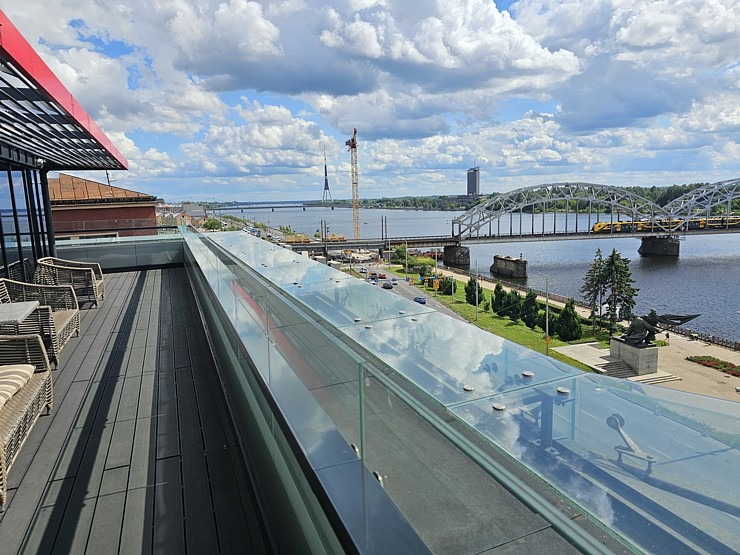 Iepazīstam Vecrīgas 5 zvaigžņu viesnīcas «Wellton Riverside SPA Hotel» piedāvājumu kopā ar ceļojumu konsultantiem Iepazīstam Vecrīgas 5 zvaigžņu viesnīcas «Wellton Riverside SPA Hotel» piedāvājumu kopā ar ceļojumu konsultantiem 357014