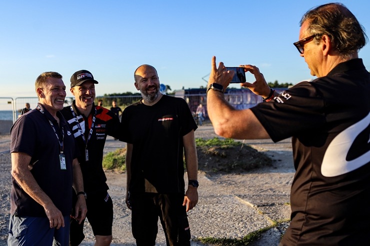 Piedāvājam spilgtākos foto mirkļus no FIA pasaules rallija čempionāta (WRC) debijas Latvijā. Foto: Gatis Smudzis Piedāvājam spilgtākos foto mirkļus no FIA pasaules rallija čempionāta (WRC) debijas Latvijā. Foto: Gatis Smudzis 357044