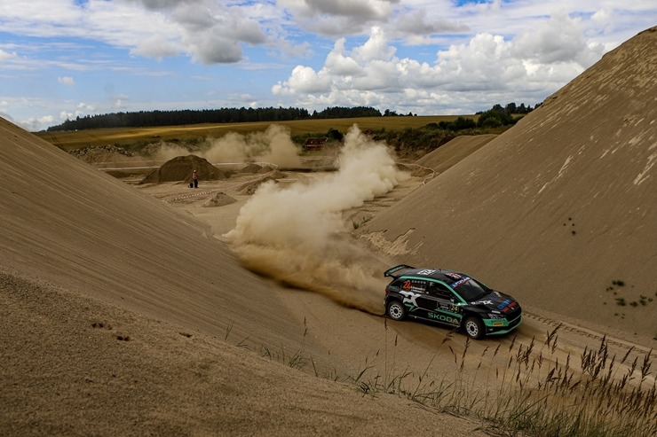 Piedāvājam spilgtākos foto mirkļus no FIA pasaules rallija čempionāta (WRC) debijas Latvijā. Foto: Gatis Smudzis Piedāvājam spilgtākos foto mirkļus no FIA pasaules rallija čempionāta (WRC) debijas Latvijā. Foto: Gatis Smudzis 357021