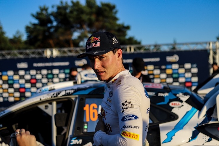 Piedāvājam spilgtākos foto mirkļus no FIA pasaules rallija čempionāta (WRC) debijas Latvijā. Foto: Gatis Smudzis Piedāvājam spilgtākos foto mirkļus no FIA pasaules rallija čempionāta (WRC) debijas Latvijā. Foto: Gatis Smudzis 357050