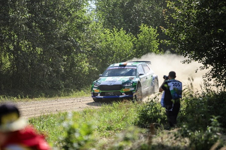 Piedāvājam spilgtākos foto mirkļus no FIA pasaules rallija čempionāta (WRC) debijas Latvijā. Foto: Gatis Smudzis Piedāvājam spilgtākos foto mirkļus no FIA pasaules rallija čempionāta (WRC) debijas Latvijā. Foto: Gatis Smudzis 357055