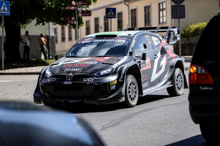 Piedāvājam spilgtākos foto mirkļus no FIA pasaules rallija čempionāta (WRC) debijas Latvijā. Foto: Gatis Smudzis Piedāvājam spilgtākos foto mirkļus no FIA pasaules rallija čempionāta (WRC) debijas Latvijā. Foto: Gatis Smudzis 357073