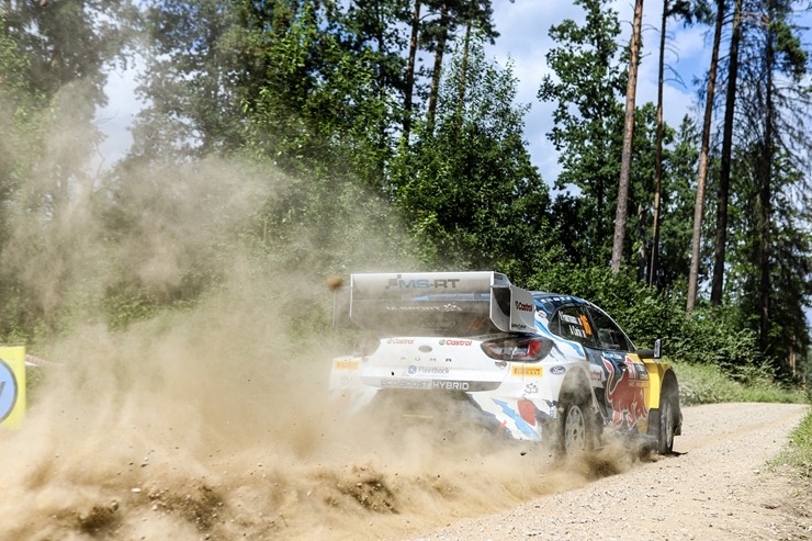 Piedāvājam spilgtākos foto mirkļus no FIA pasaules rallija čempionāta (WRC) debijas Latvijā. Foto: Gatis Smudzis Piedāvājam spilgtākos foto mirkļus no FIA pasaules rallija čempionāta (WRC) debijas Latvijā. Foto: Gatis Smudzis 357083
