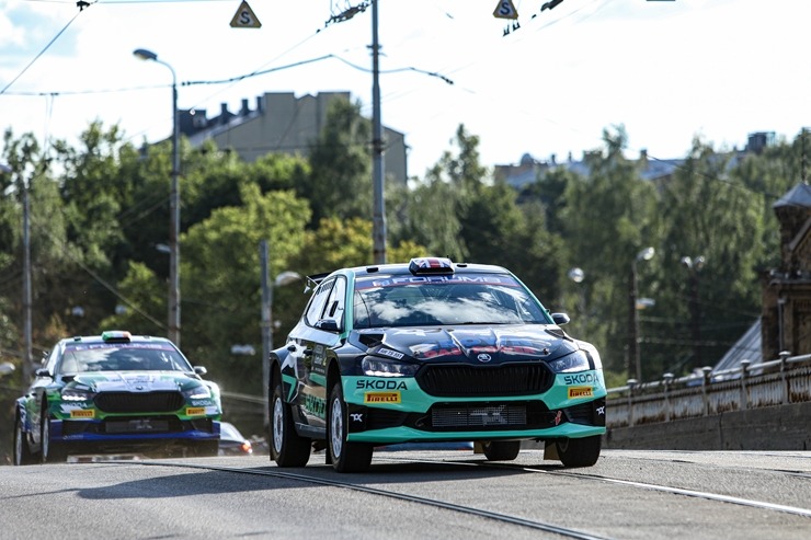 Piedāvājam spilgtākos foto mirkļus no FIA pasaules rallija čempionāta (WRC) debijas Latvijā. Foto: Gatis Smudzis Piedāvājam spilgtākos foto mirkļus no FIA pasaules rallija čempionāta (WRC) debijas Latvijā. Foto: Gatis Smudzis 357102