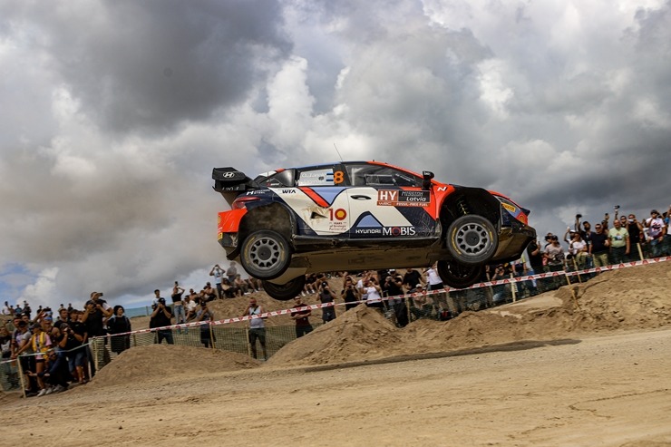 Piedāvājam spilgtākos foto mirkļus no FIA pasaules rallija čempionāta (WRC) debijas Latvijā. Foto: Gatis Smudzis Piedāvājam spilgtākos foto mirkļus no FIA pasaules rallija čempionāta (WRC) debijas Latvijā. Foto: Gatis Smudzis 357027