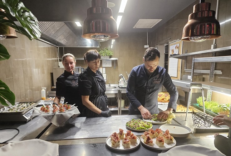 Vecrīgas viesnīca «Pullman Riga Old Town» iepazīstina viesus ar jauno direktoru Paweł Pańczak un iecerētām pārmaiņām Vecrīgas viesnīca «Pullman Riga Old Town» iepazīstina viesus ar jauno direktoru Paweł Pańczak un iecerētām pārmaiņām 357756