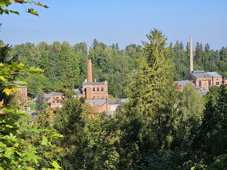 Apmeklējam vēsturiskās Līgatnes papīrfabrikas celtnes, kas ir unikāls industriālā tūrisma objekts Apmeklējam vēsturiskās Līgatnes papīrfabrikas celtnes, kas ir unikāls industriālā tūrisma objekts 359008