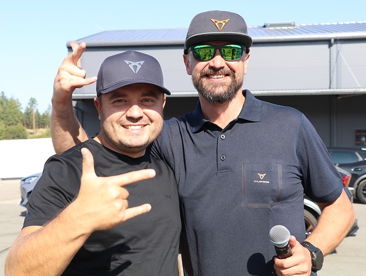 Festivāls «CUPRA Summit 2024» pulcē «Sporta Komplekss 333» zīmola fanus, ģimenes un atbalstītājus Festivāls «CUPRA Summit 2024» pulcē «Sporta Komplekss 333» zīmola fanus, ģimenes un atbalstītājus 359374