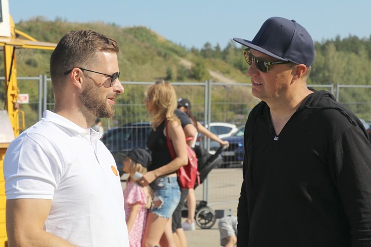Festivāls «CUPRA Summit 2024» pulcē «Sporta Komplekss 333» zīmola fanus, ģimenes un atbalstītājus Festivāls «CUPRA Summit 2024» pulcē «Sporta Komplekss 333» zīmola fanus, ģimenes un atbalstītājus 359376