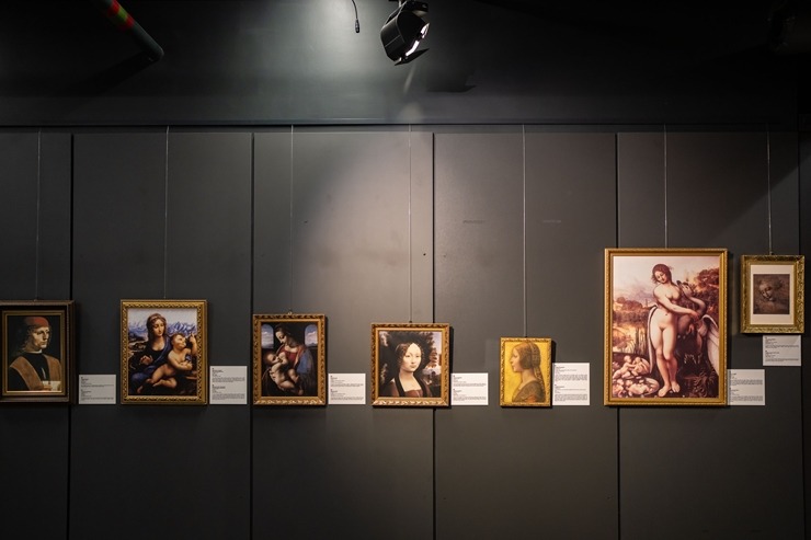 Starptautiskā ceļojošā izstāde «Leonardo da Vinči mašīnas» ir skatāma Rīgas Motormuzejā. Foto: Raimonds Volonts Starptautiskā ceļojošā izstāde «Leonardo da Vinči mašīnas» ir skatāma Rīgas Motormuzejā. Foto: Raimonds Volonts 359555