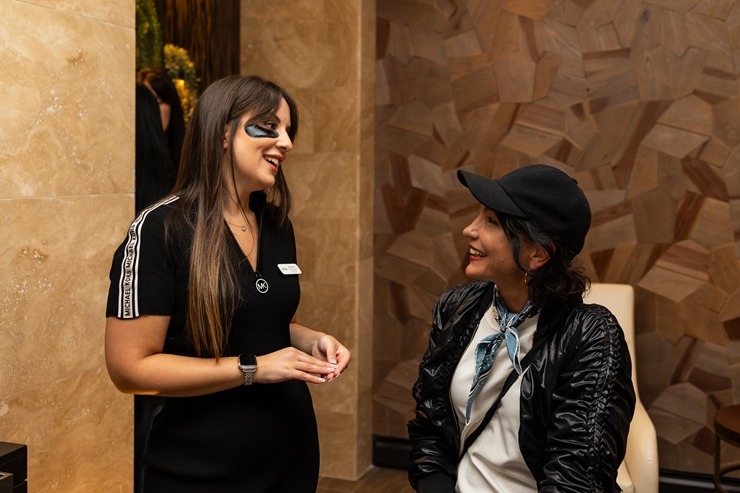 «Kempinski The Spa» iepazīstina ar jaunākajiem produktiem un ekskluzīvo sejas ādas analizatoru. Foto: Kempinski.com «Kempinski The Spa» iepazīstina ar jaunākajiem produktiem un ekskluzīvo sejas ādas analizatoru. Foto: Kempinski.com 360556