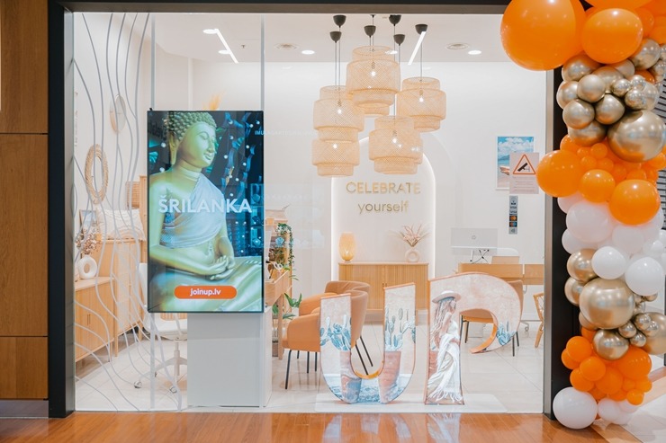 Savu pirmo ceļojumu veikalu Baltijā «Join UP! Baltic» atver tirdzniecības centrā «Domina». Foto: joinup.lv Savu pirmo ceļojumu veikalu Baltijā «Join UP! Baltic» atver tirdzniecības centrā «Domina». Foto: joinup.lv 360585
