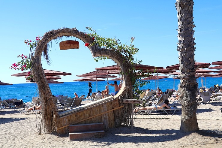 Turcijas viesnīca «Ali Bey Club Park Manavgat» piedāvā pludmales atpūtu un ūdens vai gaisa atrakcijas Turcijas viesnīca «Ali Bey Club Park Manavgat» piedāvā pludmales atpūtu un ūdens vai gaisa atrakcijas 362955