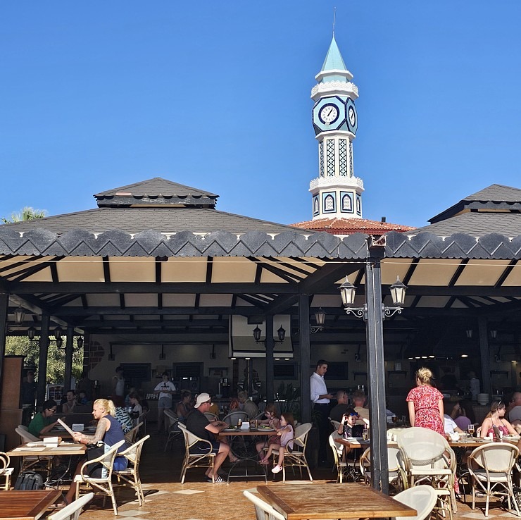 Turcijas viesnīcas «Ali Bey Club Park Manavgat» viesi starp ierastām ēdienreizēs var mieloties ar citiem gardumiem Turcijas viesnīcas «Ali Bey Club Park Manavgat» viesi starp ierastām ēdienreizēs var mieloties ar citiem gardumiem 363025