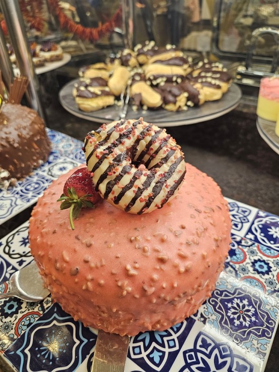 Turcijas viesnīca «Ali Bey Club Park Manavgat» piedāvā ēdienreizēs tortes, kūkas un citus saldumus Turcijas viesnīca «Ali Bey Club Park Manavgat» piedāvā ēdienreizēs tortes, kūkas un citus saldumus 363200