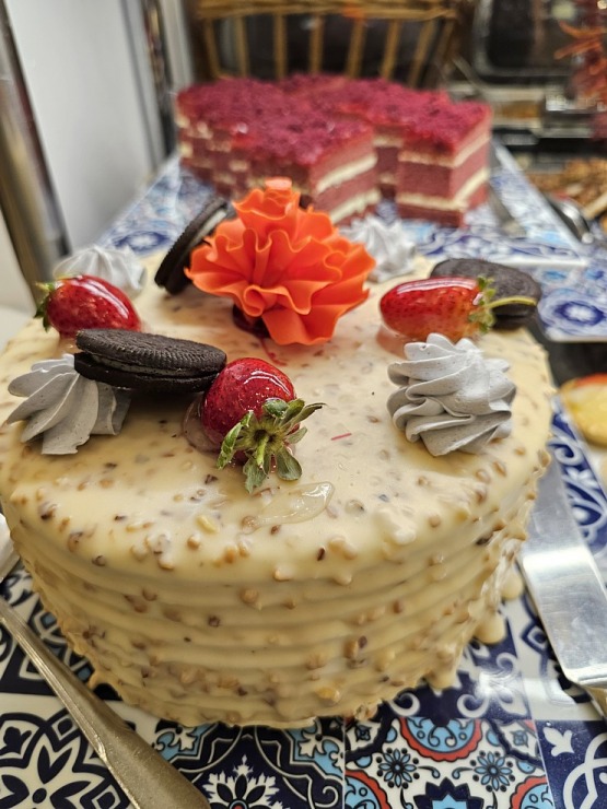 Turcijas viesnīca «Ali Bey Club Park Manavgat» piedāvā ēdienreizēs tortes, kūkas un citus saldumus Turcijas viesnīca «Ali Bey Club Park Manavgat» piedāvā ēdienreizēs tortes, kūkas un citus saldumus 363203