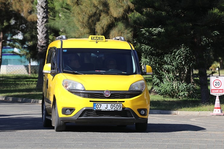 Sadarbībā ar tūroperatoru «Coral Travel Latvija» un viesnīcu «Ali Bey Club Park Manavgat» izbaudām Turciju Sadarbībā ar tūroperatoru «Coral Travel Latvija» un viesnīcu «Ali Bey Club Park Manavgat» izbaudām Turciju 363385