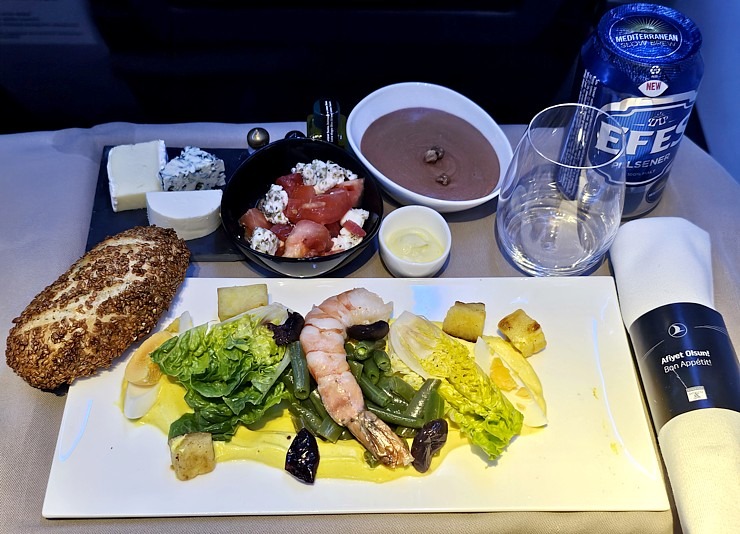 Lidojam biznesa klasē no Rīgas uz Kapadokiju ar Turcijas lidsabiedrību «Turkish Airlines» 363716