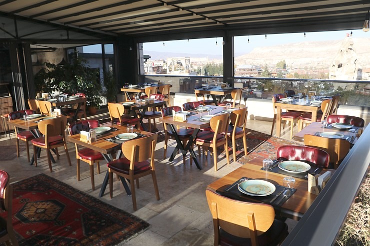 Sadarbībā ar «Turkish Airlines» izbaudām Kapadokijas restorāna «Tuma Restaurant» brokastis un vakariņas Sadarbībā ar «Turkish Airlines» izbaudām Kapadokijas restorāna «Tuma Restaurant» brokastis un vakariņas 363754