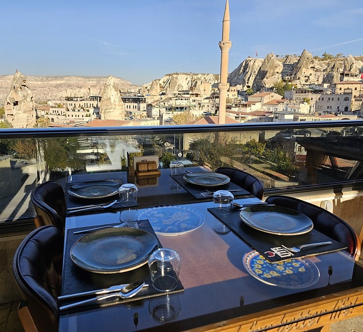 Sadarbībā ar «Turkish Airlines» izbaudām Kapadokijas restorāna «Tuma Restaurant» brokastis un vakariņas Sadarbībā ar «Turkish Airlines» izbaudām Kapadokijas restorāna «Tuma Restaurant» brokastis un vakariņas 363755