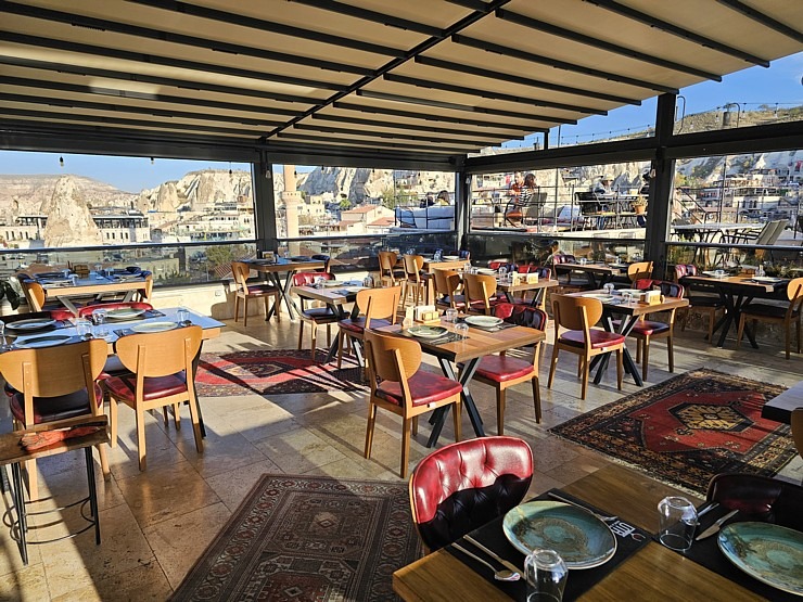 Sadarbībā ar «Turkish Airlines» izbaudām Kapadokijas restorāna «Tuma Restaurant» brokastis un vakariņas Sadarbībā ar «Turkish Airlines» izbaudām Kapadokijas restorāna «Tuma Restaurant» brokastis un vakariņas 363759