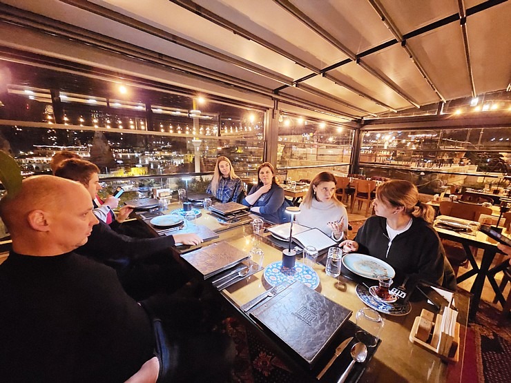 Sadarbībā ar «Turkish Airlines» izbaudām Kapadokijas restorāna «Tuma Restaurant» brokastis un vakariņas Sadarbībā ar «Turkish Airlines» izbaudām Kapadokijas restorāna «Tuma Restaurant» brokastis un vakariņas 363764