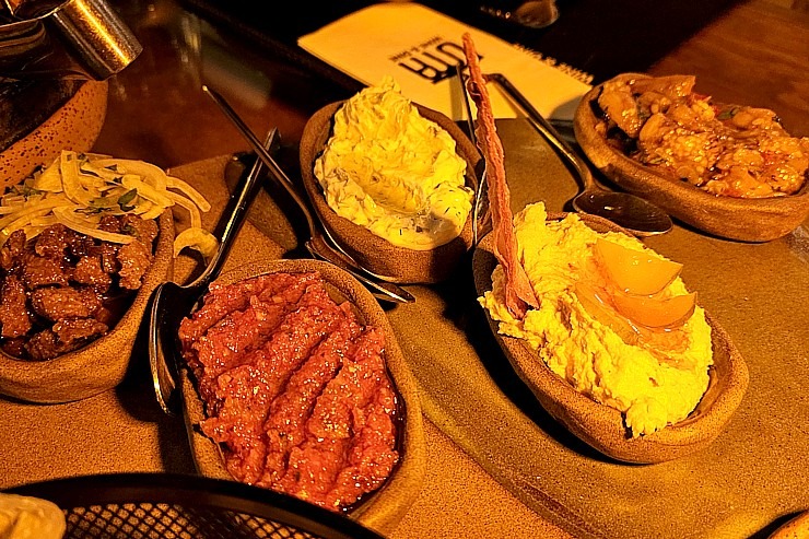 Sadarbībā ar «Turkish Airlines» izbaudām Kapadokijas restorāna «Tuma Restaurant» brokastis un vakariņas Sadarbībā ar «Turkish Airlines» izbaudām Kapadokijas restorāna «Tuma Restaurant» brokastis un vakariņas 363769