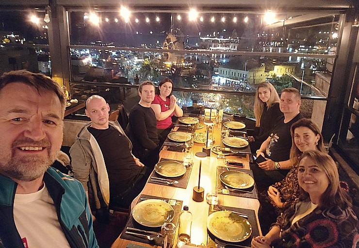 Sadarbībā ar «Turkish Airlines» izbaudām Kapadokijas restorāna «Tuma Restaurant» brokastis un vakariņas Sadarbībā ar «Turkish Airlines» izbaudām Kapadokijas restorāna «Tuma Restaurant» brokastis un vakariņas 363778