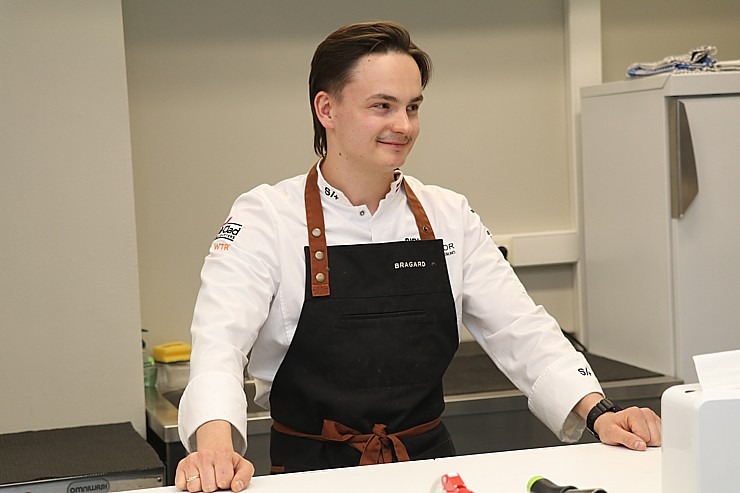 «Pavāru klubs» atklāj «Bocuse dor» jauno akadēmijas virtuvi Rīgas Tūrisma un radošās industrijas tehnikumā «Pavāru klubs» atklāj «Bocuse dor» jauno akadēmijas virtuvi Rīgas Tūrisma un radošās industrijas tehnikumā 364071