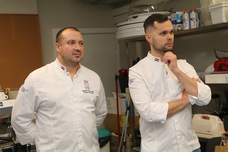 «Pavāru klubs» atklāj «Bocuse dor» jauno akadēmijas virtuvi Rīgas Tūrisma un radošās industrijas tehnikumā «Pavāru klubs» atklāj «Bocuse dor» jauno akadēmijas virtuvi Rīgas Tūrisma un radošās industrijas tehnikumā 364075