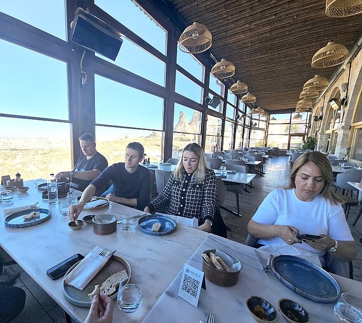 Sadarbībā ar «Turkish Airlines» izbaudām pusdienas Kapadokijas restorānā « Millocal Restaurant» 364173