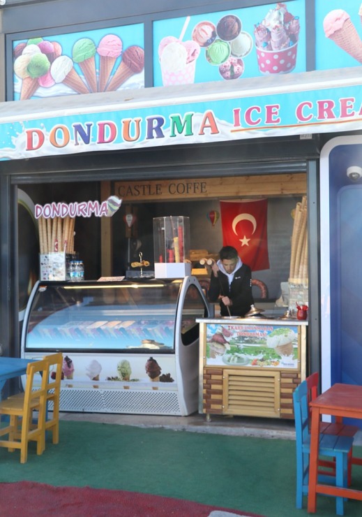 Sadarbībā ar «Turkish Airlines» degustējam vietējo vīnu un skatām ēdināšanas piedāvājumus Kapadokijā Sadarbībā ar «Turkish Airlines» degustējam vietējo vīnu un skatām ēdināšanas piedāvājumus Kapadokijā 364262