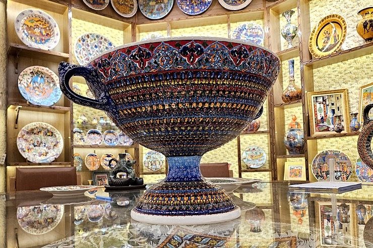 Sadarbībā ar «Turkish Airlines» drīkstam dažus foto no «Aldag Elite Cave Ceramic» izstāžu zāles 364272