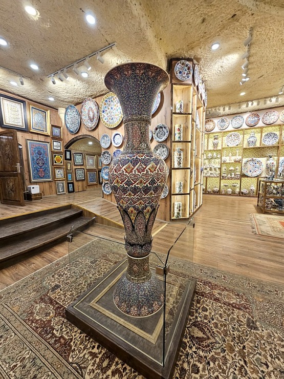Sadarbībā ar «Turkish Airlines» drīkstam dažus foto no «Aldag Elite Cave Ceramic» izstāžu zāles 364283