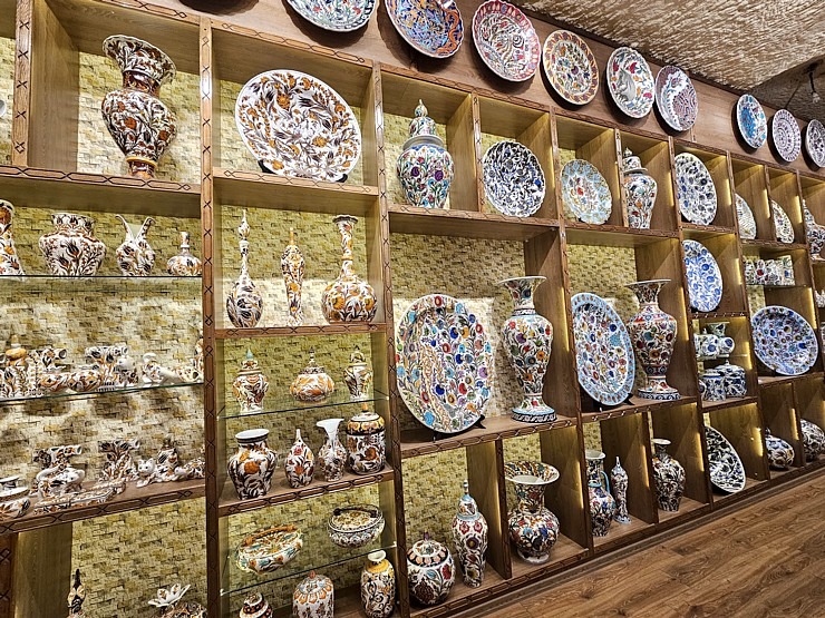 Sadarbībā ar «Turkish Airlines» drīkstam dažus foto no «Aldag Elite Cave Ceramic» izstāžu zāles 364284