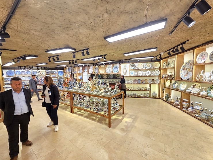 Sadarbībā ar «Turkish Airlines» drīkstam dažus foto no «Aldag Elite Cave Ceramic» izstāžu zāles 364274