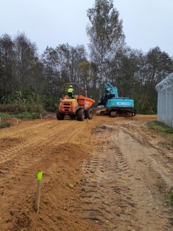 Baltkrievijas robežas infrastruktūras izbūve sauszemes posmos tuvojas noslēgumam. Foto: vni.lv 364446