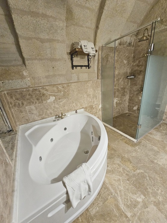 Sadarbībā ar «Turkish Airlines» nakšņojam Kapadokijas alu viesnīcā «Peruna Cave Hotel» 364594